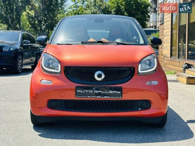 Помаранчевий Смарт Fortwo, об'ємом двигуна 0.9 л та пробігом 83 тис. км за 10300 $, фото 4 на Automoto.ua