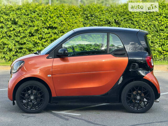 Помаранчевий Смарт Fortwo, об'ємом двигуна 1 л та пробігом 60 тис. км за 10000 $, фото 11 на Automoto.ua