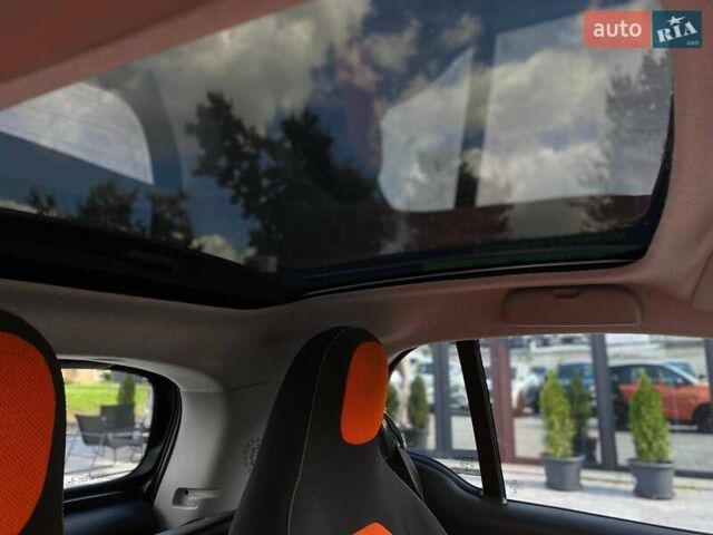 Оранжевый Смарт Форту, объемом двигателя 1 л и пробегом 61 тыс. км за 9490 $, фото 25 на Automoto.ua