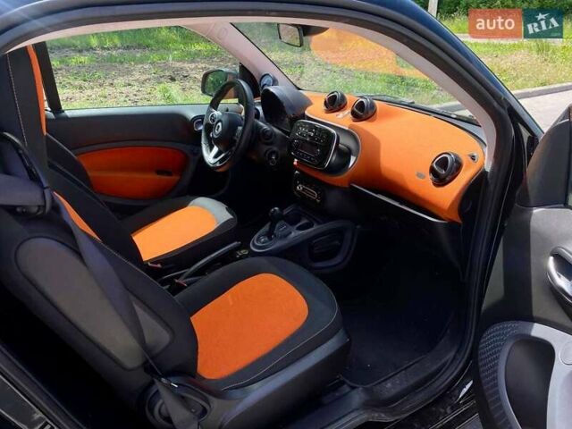 Помаранчевий Смарт Fortwo, об'ємом двигуна 1 л та пробігом 61 тис. км за 9990 $, фото 16 на Automoto.ua