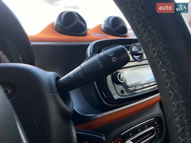 Оранжевый Смарт Форту, объемом двигателя 1 л и пробегом 61 тыс. км за 9490 $, фото 33 на Automoto.ua