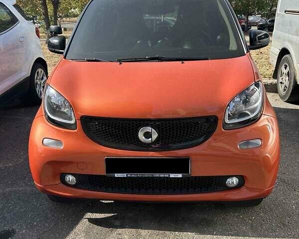 Помаранчевий Смарт Fortwo, об'ємом двигуна 1 л та пробігом 55 тис. км за 8000 $, фото 1 на Automoto.ua