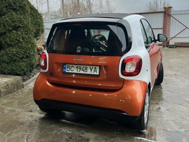 Оранжевый Смарт Форту, объемом двигателя 0 л и пробегом 80 тыс. км за 7900 $, фото 2 на Automoto.ua