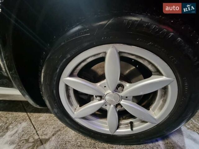 Черный Смарт Родстер, объемом двигателя 0.7 л и пробегом 231 тыс. км за 3500 $, фото 21 на Automoto.ua