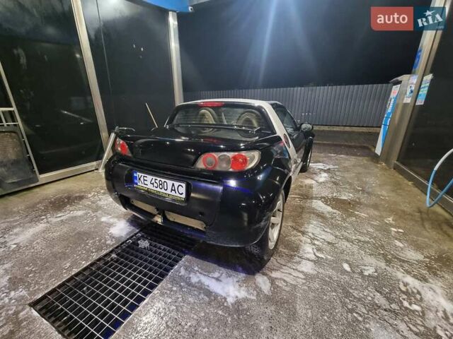 Черный Смарт Родстер, объемом двигателя 0.7 л и пробегом 231 тыс. км за 3500 $, фото 11 на Automoto.ua