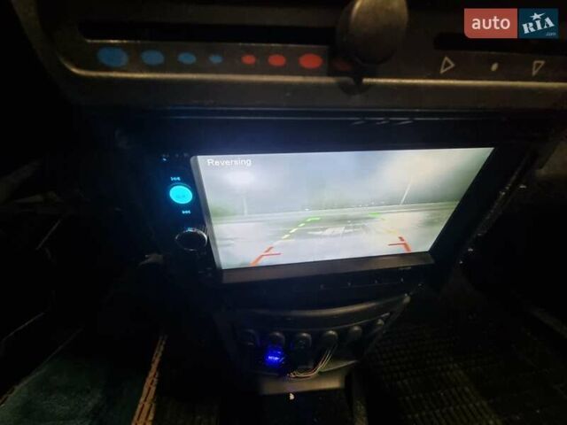 Черный Смарт Родстер, объемом двигателя 0.7 л и пробегом 231 тыс. км за 3500 $, фото 26 на Automoto.ua