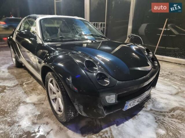 Черный Смарт Родстер, объемом двигателя 0.7 л и пробегом 231 тыс. км за 3500 $, фото 1 на Automoto.ua