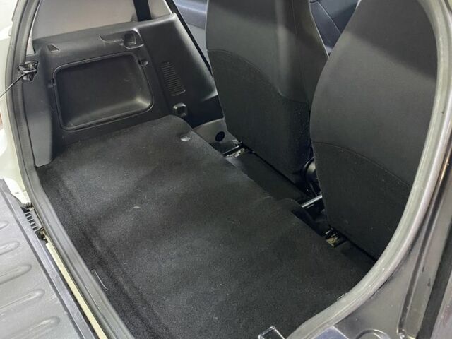 Белый Смарт Смарт, объемом двигателя 0 л и пробегом 104 тыс. км за 4900 $, фото 8 на Automoto.ua