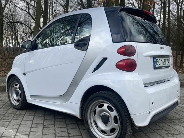 Белый Смарт Смарт, объемом двигателя 0 л и пробегом 104 тыс. км за 4900 $, фото 3 на Automoto.ua