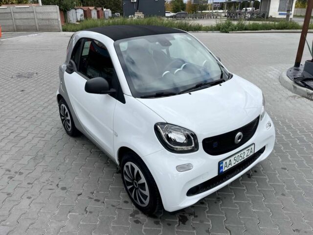 Білий Смарт Smart, об'ємом двигуна 0 л та пробігом 60 тис. км за 7200 $, фото 6 на Automoto.ua