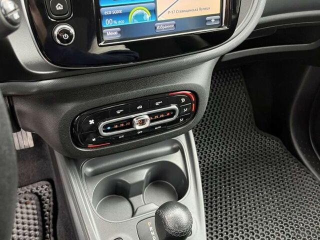 Білий Смарт Smart, об'ємом двигуна 0 л та пробігом 60 тис. км за 7200 $, фото 13 на Automoto.ua