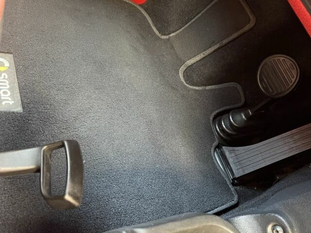 Сірий Смарт Smart, об'ємом двигуна 0 л та пробігом 3 тис. км за 7900 $, фото 6 на Automoto.ua