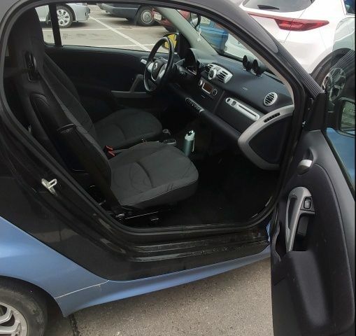 Смарт Смарт 2013 в Киеве на Automoto.ua Синий Смарт Смарт, объемом двигателя 0 л и пробегом 75 тыс. км за 5900 $, фото 4 на Automoto.ua