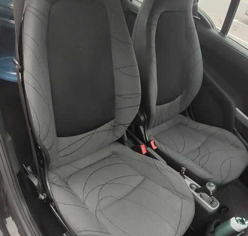 Смарт Смарт 2013 в Киеве на Automoto.ua Синий Смарт Смарт, объемом двигателя 0 л и пробегом 75 тыс. км за 5900 $, фото 5 на Automoto.ua