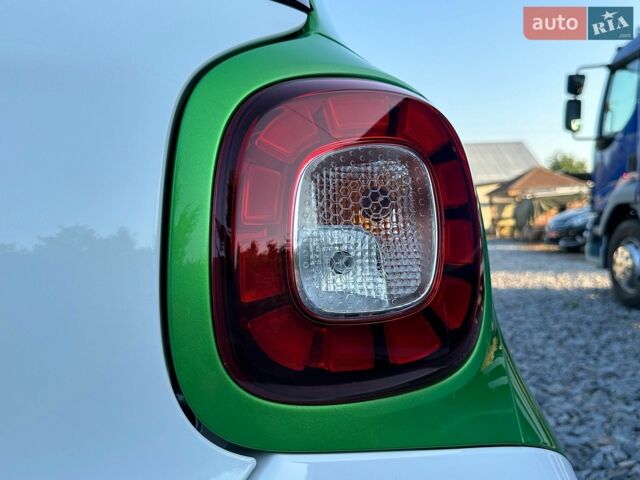 Білий Смарт EQ Forfour, об'ємом двигуна 0 л та пробігом 134 тис. км за 8350 $, фото 31 на Automoto.ua