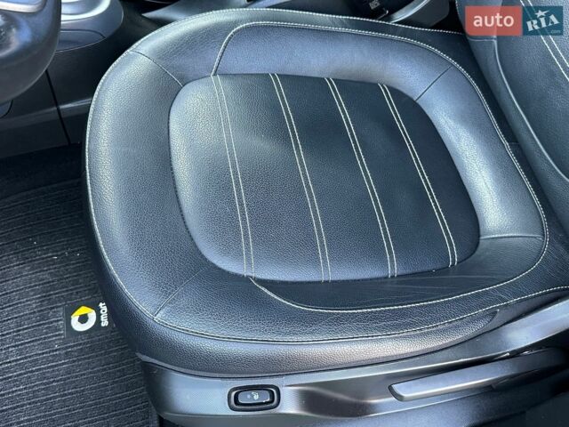 Білий Смарт EQ Forfour, об'ємом двигуна 0 л та пробігом 134 тис. км за 8350 $, фото 48 на Automoto.ua