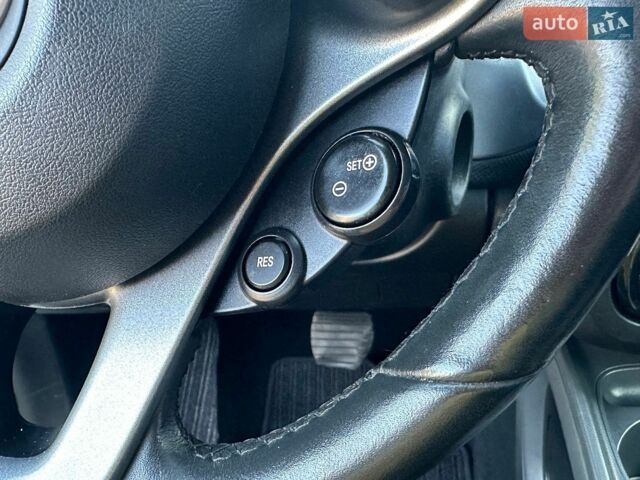 Білий Смарт EQ Forfour, об'ємом двигуна 0 л та пробігом 134 тис. км за 8350 $, фото 56 на Automoto.ua