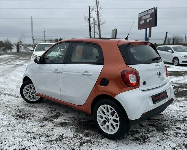 Белый Смарт EQ Forfour, объемом двигателя 0 л и пробегом 93 тыс. км за 8500 $, фото 8 на Automoto.ua