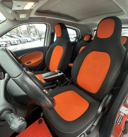 Білий Смарт EQ Forfour, об'ємом двигуна 0 л та пробігом 93 тис. км за 8500 $, фото 13 на Automoto.ua