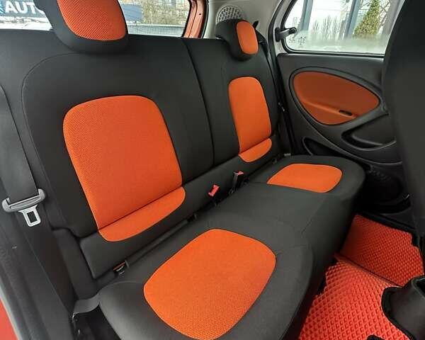 Белый Смарт EQ Forfour, объемом двигателя 0 л и пробегом 93 тыс. км за 8500 $, фото 15 на Automoto.ua