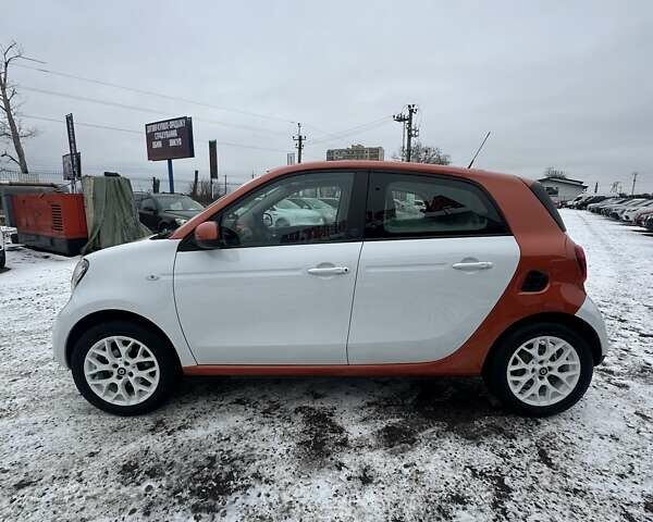 Белый Смарт EQ Forfour, объемом двигателя 0 л и пробегом 93 тыс. км за 8500 $, фото 5 на Automoto.ua