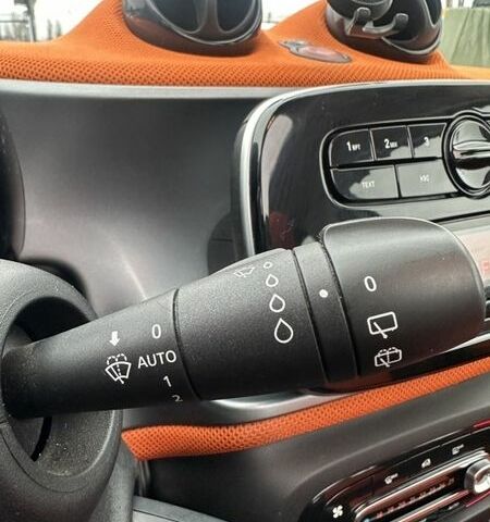 Білий Смарт EQ Forfour, об'ємом двигуна 0 л та пробігом 93 тис. км за 8500 $, фото 29 на Automoto.ua