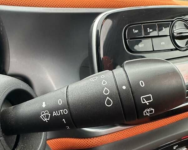 Белый Смарт EQ Forfour, объемом двигателя 0 л и пробегом 93 тыс. км за 8500 $, фото 29 на Automoto.ua