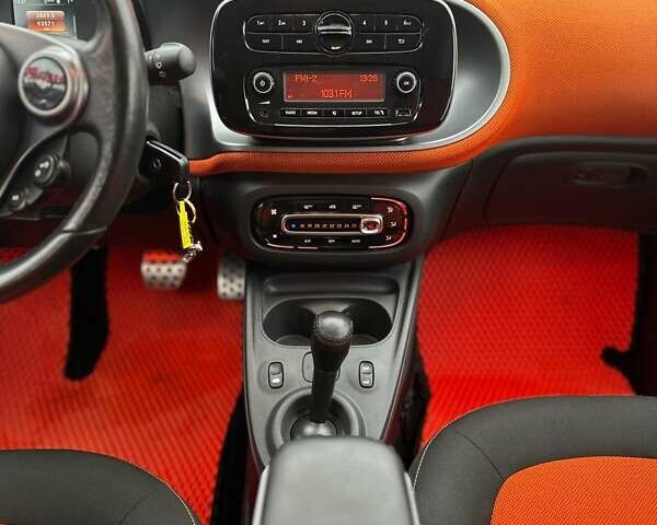 Білий Смарт EQ Forfour, об'ємом двигуна 0 л та пробігом 93 тис. км за 8500 $, фото 15 на Automoto.ua