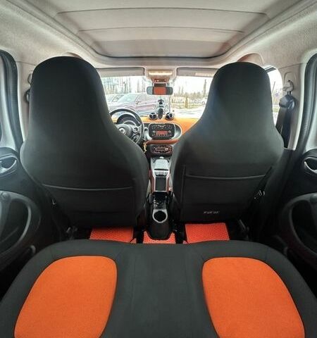 Білий Смарт EQ Forfour, об'ємом двигуна 0 л та пробігом 93 тис. км за 8500 $, фото 19 на Automoto.ua