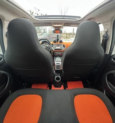 Білий Смарт EQ Forfour, об'ємом двигуна 0 л та пробігом 93 тис. км за 8500 $, фото 30 на Automoto.ua
