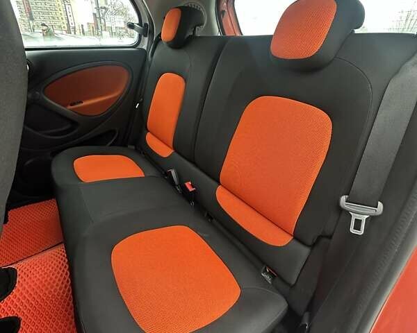 Белый Смарт EQ Forfour, объемом двигателя 0 л и пробегом 93 тыс. км за 8500 $, фото 14 на Automoto.ua