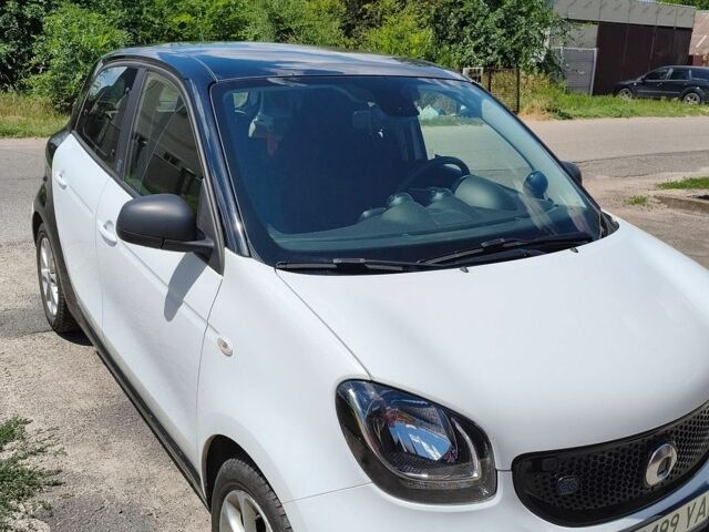 Белый Смарт EQ Forfour, объемом двигателя 0 л и пробегом 54 тыс. км за 9000 $, фото 16 на Automoto.ua