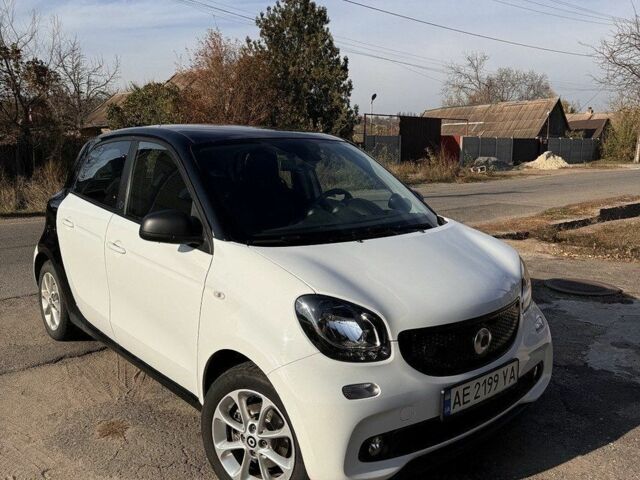 Белый Смарт EQ Forfour, объемом двигателя 0 л и пробегом 54 тыс. км за 9000 $, фото 17 на Automoto.ua