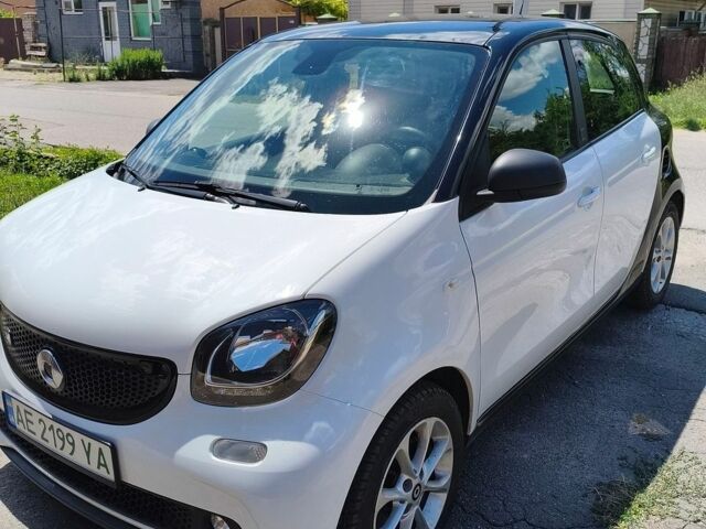 Белый Смарт EQ Forfour, объемом двигателя 0 л и пробегом 54 тыс. км за 9000 $, фото 15 на Automoto.ua