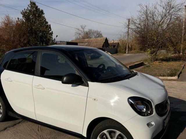 Белый Смарт EQ Forfour, объемом двигателя 0 л и пробегом 54 тыс. км за 9000 $, фото 18 на Automoto.ua
