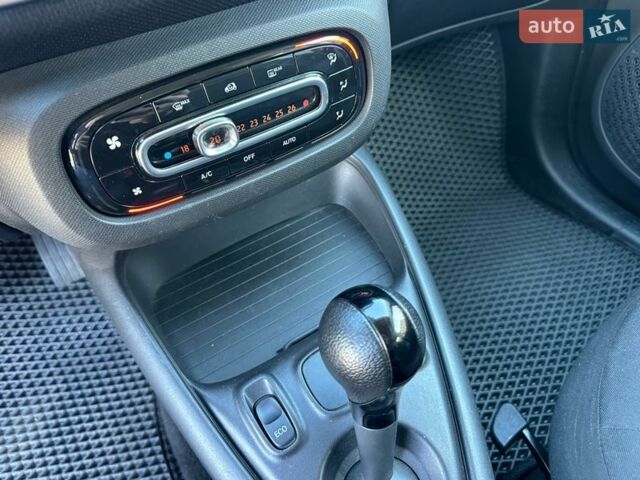 Білий Смарт EQ Forfour, об'ємом двигуна 0 л та пробігом 35 тис. км за 8999 $, фото 9 на Automoto.ua