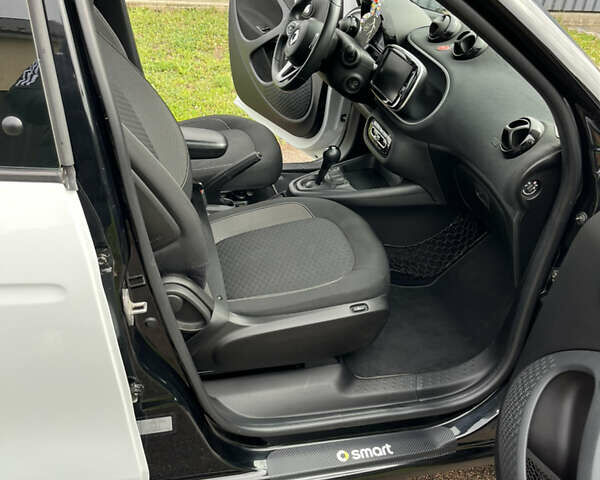 Белый Смарт EQ Forfour, объемом двигателя 0 л и пробегом 47 тыс. км за 11700 $, фото 57 на Automoto.ua