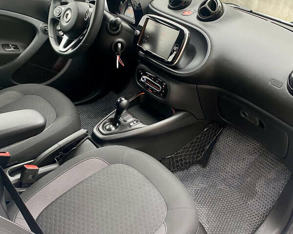 Білий Смарт EQ Forfour, об'ємом двигуна 0 л та пробігом 25 тис. км за 9999 $, фото 18 на Automoto.ua
