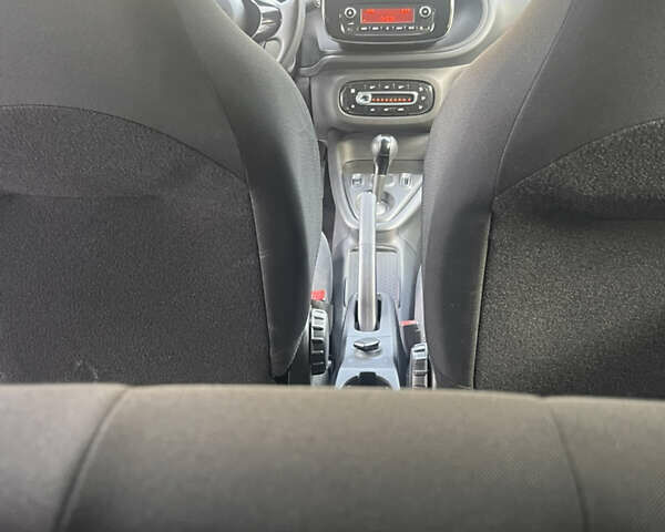 Білий Смарт EQ Forfour, об'ємом двигуна 0 л та пробігом 11 тис. км за 9900 $, фото 20 на Automoto.ua