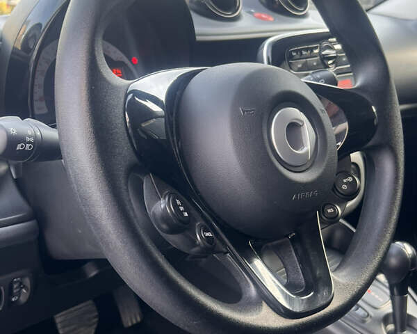 Білий Смарт EQ Forfour, об'ємом двигуна 0 л та пробігом 11 тис. км за 9900 $, фото 15 на Automoto.ua