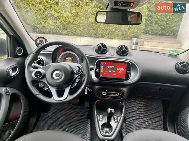 Білий Смарт EQ Forfour, об'ємом двигуна 0 л та пробігом 25 тис. км за 9999 $, фото 10 на Automoto.ua