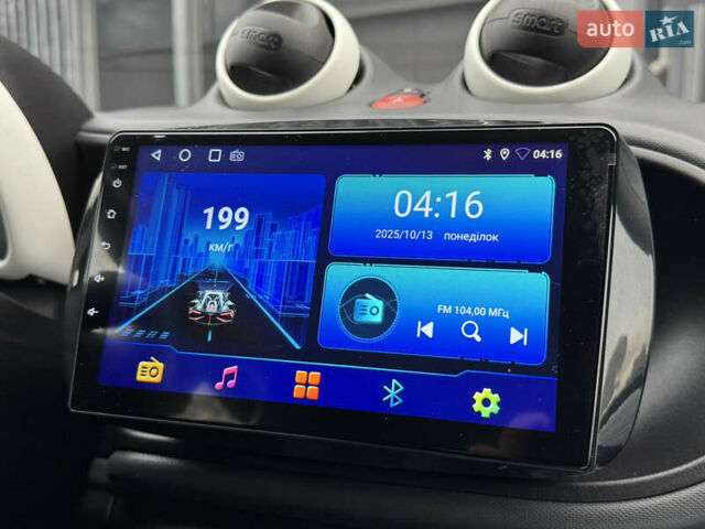 Черный Смарт EQ Forfour, объемом двигателя 0 л и пробегом 49 тыс. км за 9100 $, фото 44 на Automoto.ua