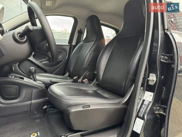 Черный Смарт EQ Forfour, объемом двигателя 0 л и пробегом 49 тыс. км за 9100 $, фото 16 на Automoto.ua