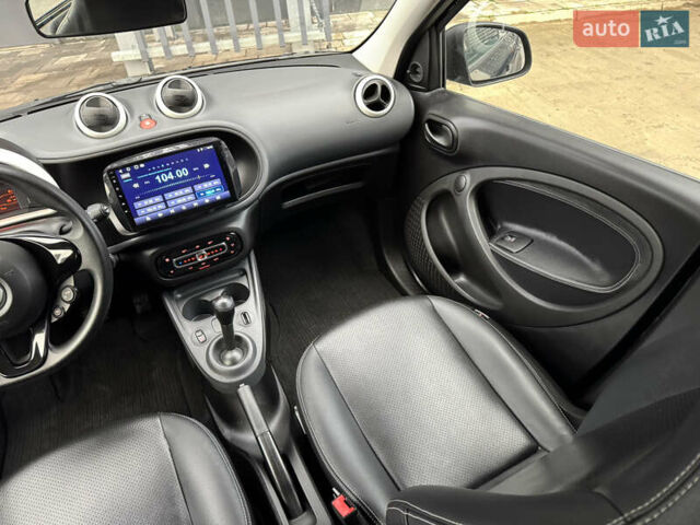Черный Смарт EQ Forfour, объемом двигателя 0 л и пробегом 49 тыс. км за 9100 $, фото 33 на Automoto.ua