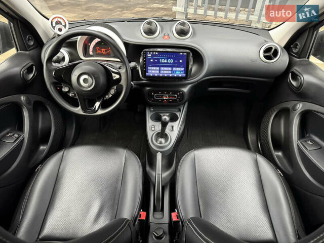 Черный Смарт EQ Forfour, объемом двигателя 0 л и пробегом 49 тыс. км за 9100 $, фото 31 на Automoto.ua