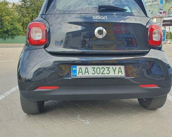Черный Смарт EQ Forfour, объемом двигателя 0 л и пробегом 42 тыс. км за 8999 $, фото 1 на Automoto.ua