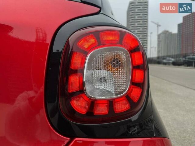 Чорний Смарт EQ Forfour, об'ємом двигуна 0 л та пробігом 44 тис. км за 9000 $, фото 6 на Automoto.ua
