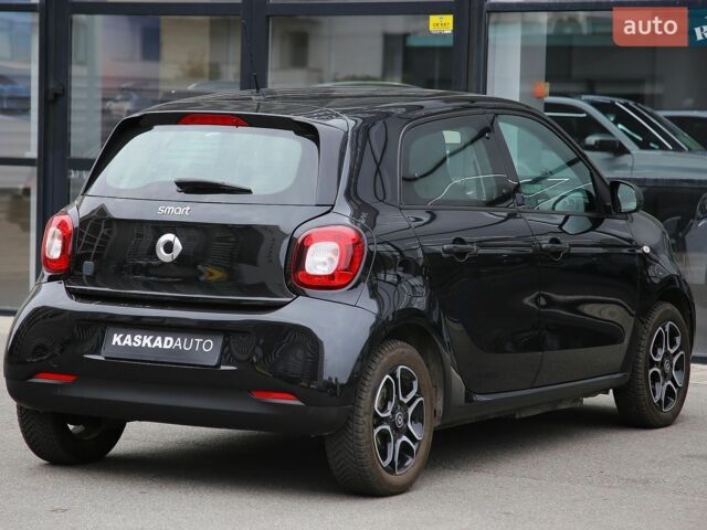 Черный Смарт EQ Forfour, объемом двигателя 0 л и пробегом 47 тыс. км за 9999 $, фото 3 на Automoto.ua