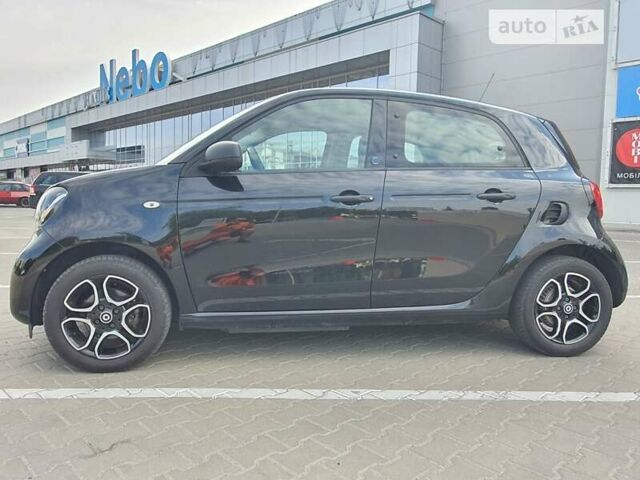 Черный Смарт EQ Forfour, объемом двигателя 0 л и пробегом 42 тыс. км за 8999 $, фото 2 на Automoto.ua