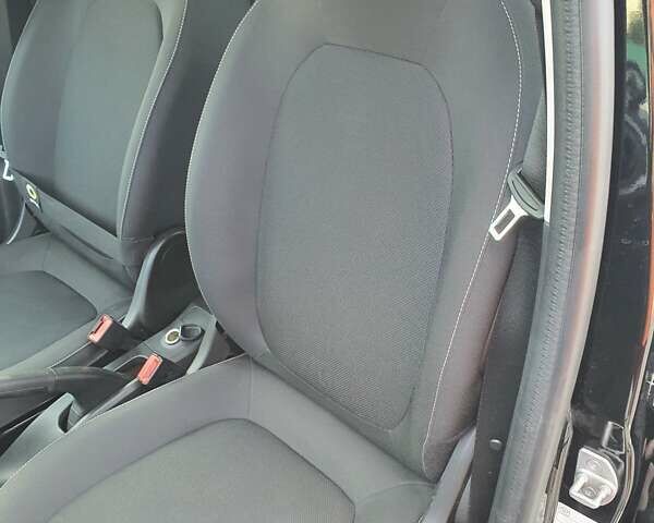 Черный Смарт EQ Forfour, объемом двигателя 0 л и пробегом 42 тыс. км за 8999 $, фото 10 на Automoto.ua